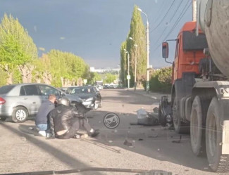 В Пензе в тройном ДТП на улице Окружной пострадал мотоциклист
