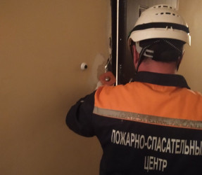 В Пензе дочь угодила в «квартирный плен» с тяжелобольной матерью