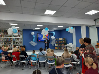 Сергей Казаков рассказал про пользу чтения пензенским школьникам