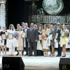 Пензенский губернатор поздравил выпускников на балу медалистов