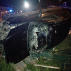 В Пензе врезался в забор и перевернулся легковой автомобиль. ФОТО