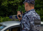 В Пензе задержали неадекватную женщину, царапавшую чужую машину