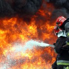 Семь пожарных машин тушили пожар «с душком» в Чемодановке