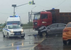 На улице Перспективной в Пензе в жесткой аварии искорежило легковушку