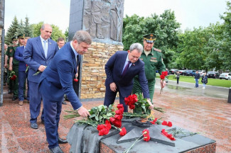 В Пензе почтили память ветеранов боевых действий