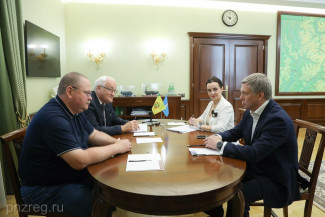 Пензенский губернатор провел встречу с главой Ульяновской области