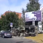 Момент ДТП с КАМАЗом на улице Ставского в Пензе попал на видео