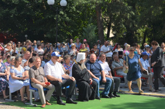 Губернатор Олег Мельниченко открыл праздник Пензенский Спас на новом месте