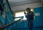 В Пензе пьяный мужчина пытался взять штурмом квартиру соседки