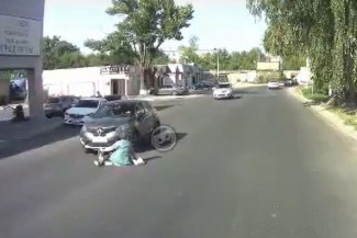 В сети опубликовано жесткое видео момента ДТП с пешеходом в Пензе