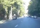 Женщину подбросило в воздух: опубликовано жесткое видео ДТП на улице Лермонтова в Пензе