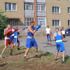 Пензенские боксеры устроили выступления во дворе жилого дома