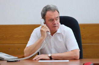 Председатель Законодательного собрания Пензенской области принял обращения граждан по телефону