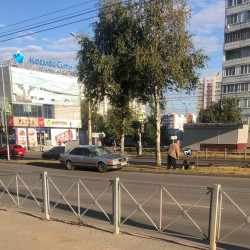 В Пензе рядом с крупным ТЦ сбили пешехода