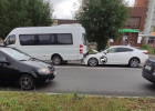 «Пробка в двух направлениях». Пензенцы сообщают о ДТП возле 6-й горбольницы