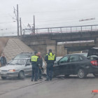 Жесткое ДТП с участием двух машин собрало пробку у Бригадирского моста в Пензе