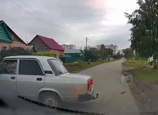 Терновский дрифт: пензенский водитель совершил дерзкий маневр на Жигулях и попал на видео