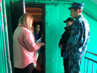 В Ленинском районе Пензы проверили 10 неблагополучных семей