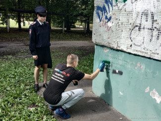 В Октябрьском районе Пензы закрасили надписи с рекламой наркотиков