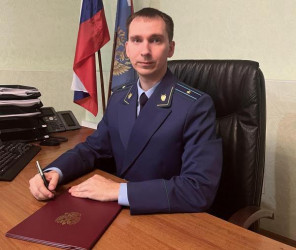 Прокурором Сосновоборского района назначили 32-летнего Михаила Мартынова