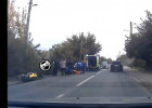 В Пензе на улице Свободы произошла жуткая авария с участием мотоцикла
