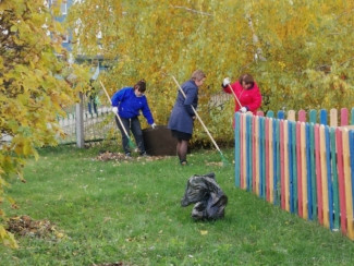 В Пензе очистили от мусора и грязи Ленинский район