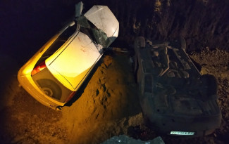Появились новые фото с места ДТП в Пензенской области, где машины упали в яму