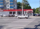 В Пензе сорванную кровлю торгового павильона пришлось демонтировать спасателям