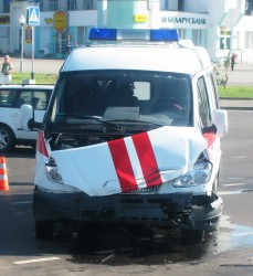 В страшной аварии на Окружной пострадали четыре женщины и ребенок