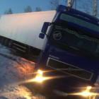 Во время жесткого ДТП в Городищенском районе фура слетела с трассы
