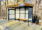 На двух улицах Пензы установили новые остановочные павильоны