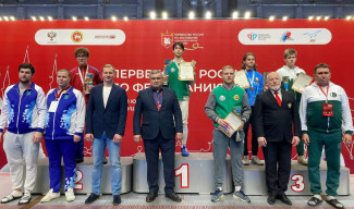 Пензенский спортсмен стал призером первенства России по фехтованию