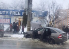 Жесткое ДТП на Тернопольской в Пензе: машина врезалась в столб