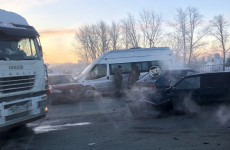Участниками аварии на Сурском мосту в Пензе стали пять машин – УГИБДД