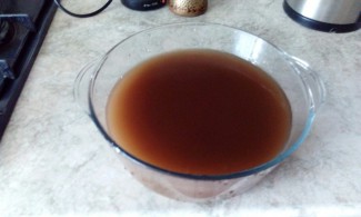 Жители Терновки набрали из горячего крана странную коричневую жидкость