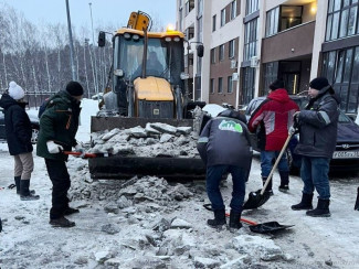 Первомайский район Пензы очистили от веток и мусора