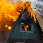 Появились подробности страшного пожара в Никольске. Мужчина отравился едким дымом