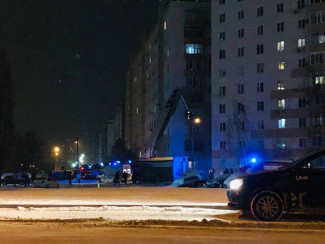 В пензенской Терновке из горящей многоэтажки спасли трех человек