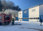 Крупный пожар на фабрике в Кузнецке: выгорело более 1000 квадратов