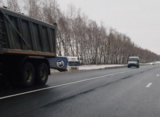 На трассе в Пензенской области случилась авария с фурой