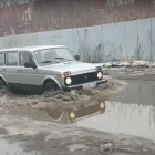 Житель пензенской Терновки пожаловался на огромное озеро, образовавшееся посреди дороги