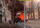 На улице Лобачевского в Пензе вспыхнул легковой автомобиль