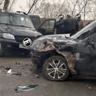 Появились новые фото с места утреннего ДТП в Пензе, где разбились две машины