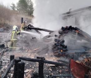 В сгоревшем доме в Пензенской области нашли мертвую женщину