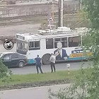 В Пензе троллейбус врезался в легковушку