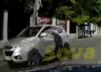 Страшное ДТП в Пензе: маленький ребенок бросился под машину. ВИДЕО
