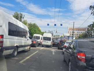 Пензенцы сообщают об огромной пробке на улице Кирова