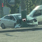 В центре Пензы в жуткой аварии разбился легковой автомобиль