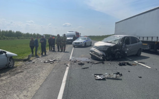 В страшной тройной аварии под Пензой погиб водитель ВАЗа