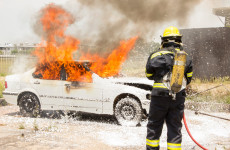 На Южной поляне в Пензе огонь уничтожил легковой автомобиль